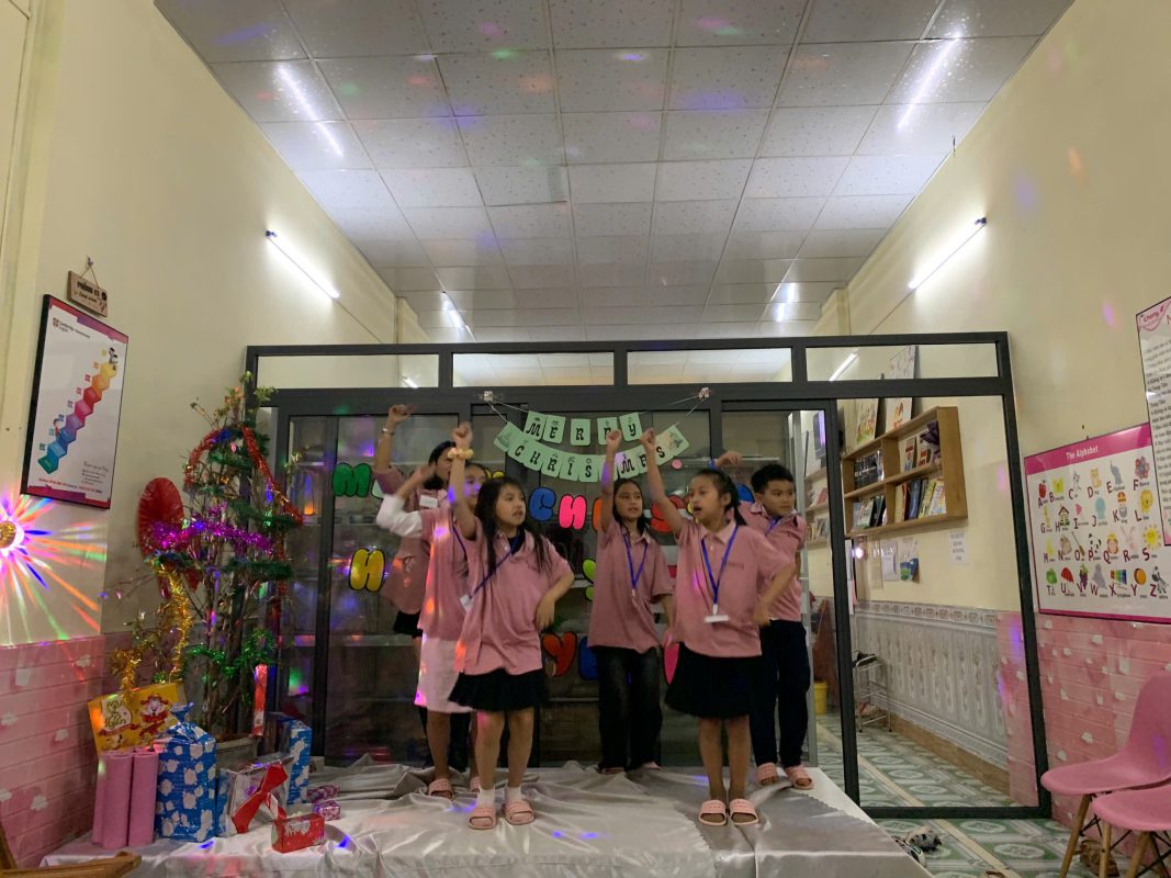 Trung Tâm Ngoại Ngữ Cherry